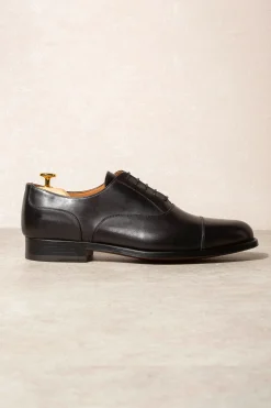 Pini Parma Black Oxfords Outlet
