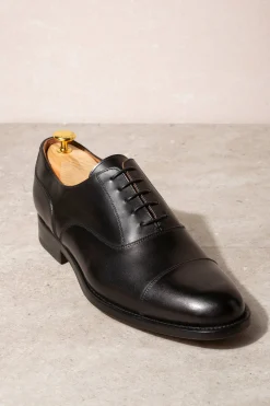 Pini Parma Black Oxfords Outlet