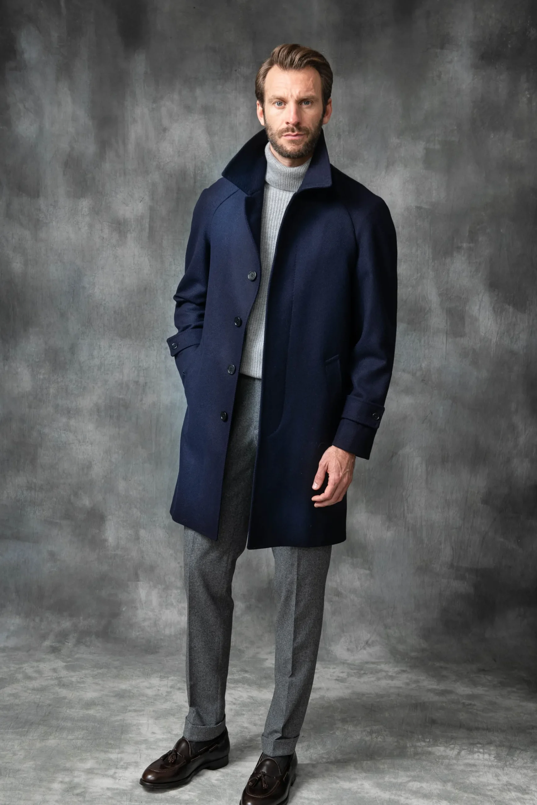 Pini Parma Blue Raglan Coat In Loro Piana Wool – Made In Italy Online