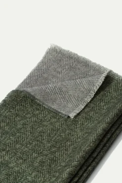Pini Parma Grey And Green Reversible Herringbone Scarf - Made In Italy Store