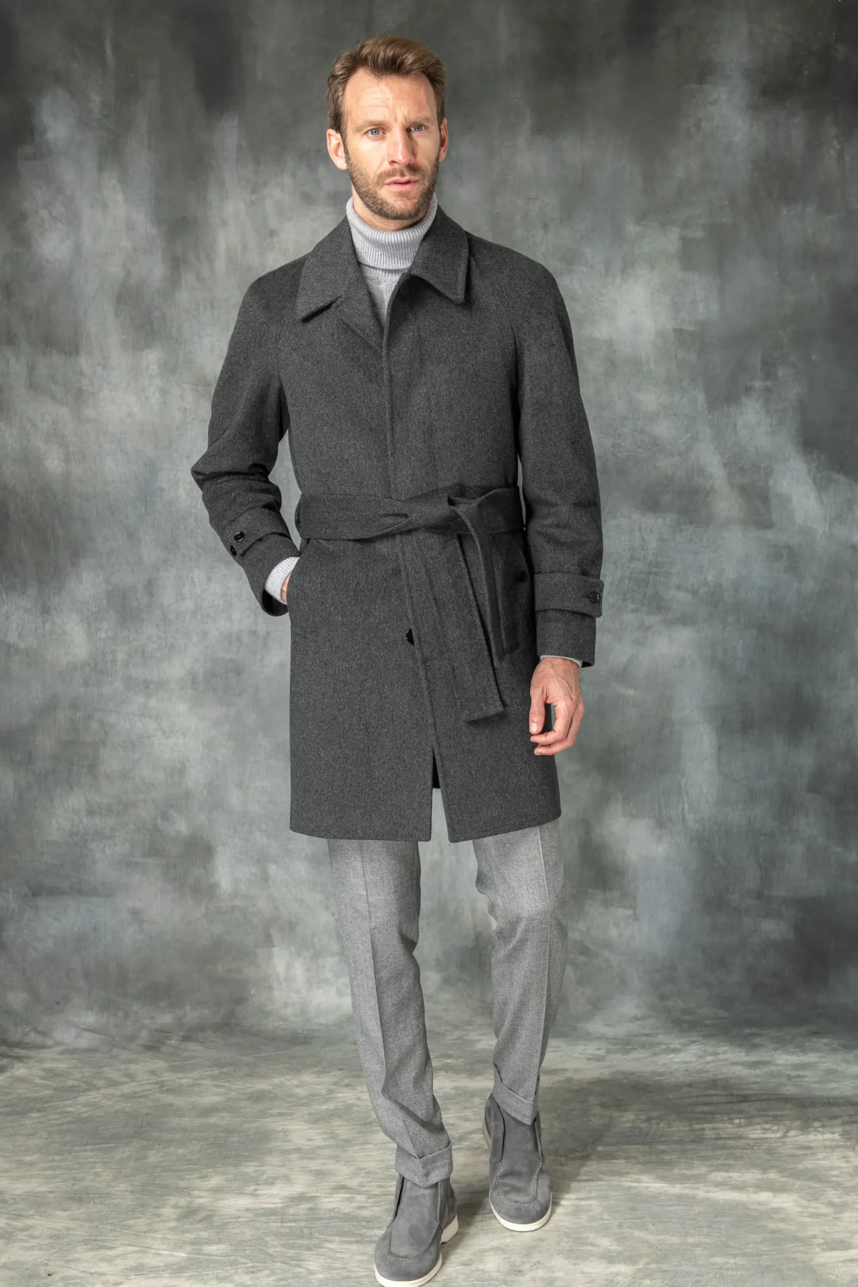 Pini Parma Grey Raglan Coat In Loro Piana Wool – Made In Italy Discount