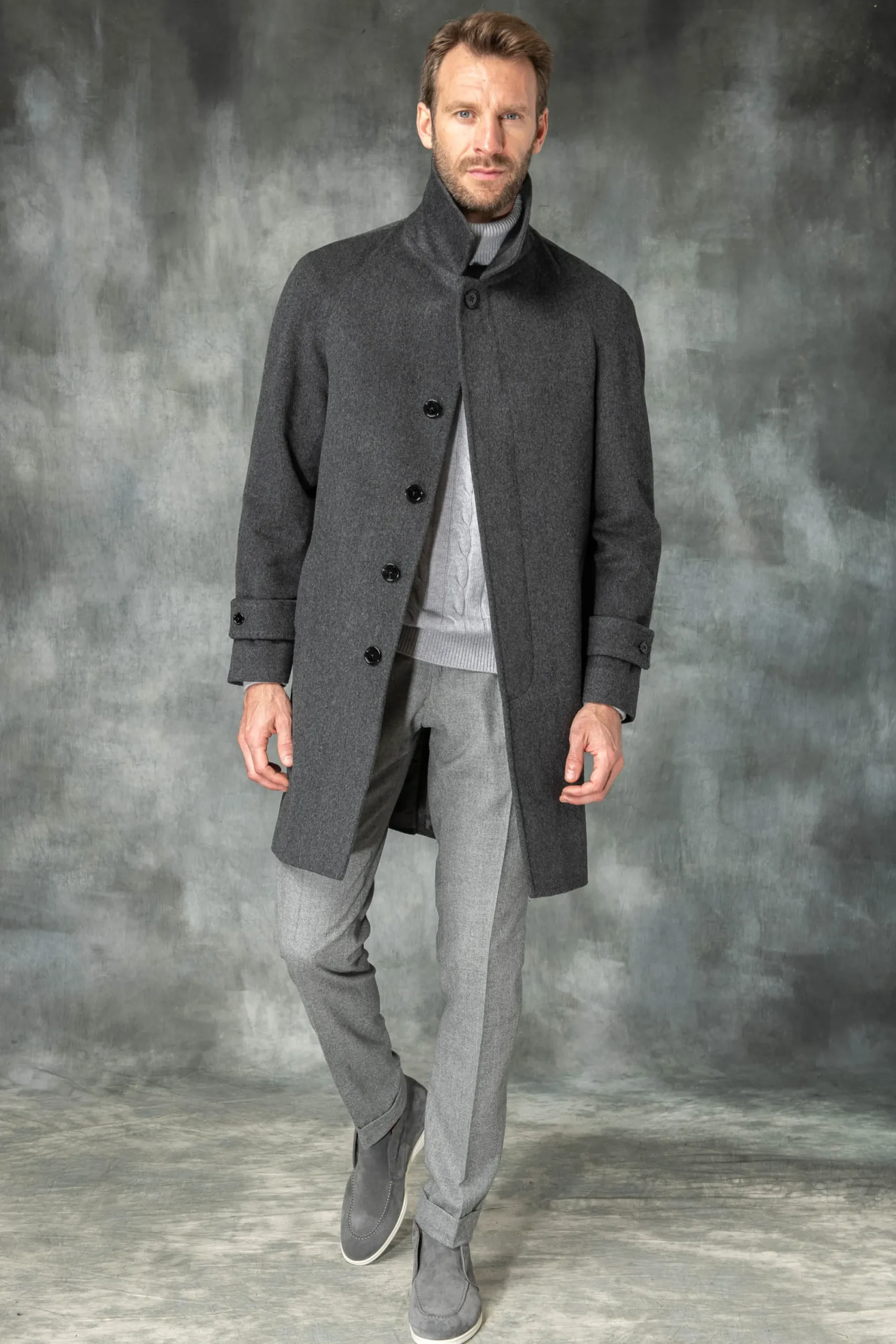 Pini Parma Grey Raglan Coat In Loro Piana Wool – Made In Italy Discount