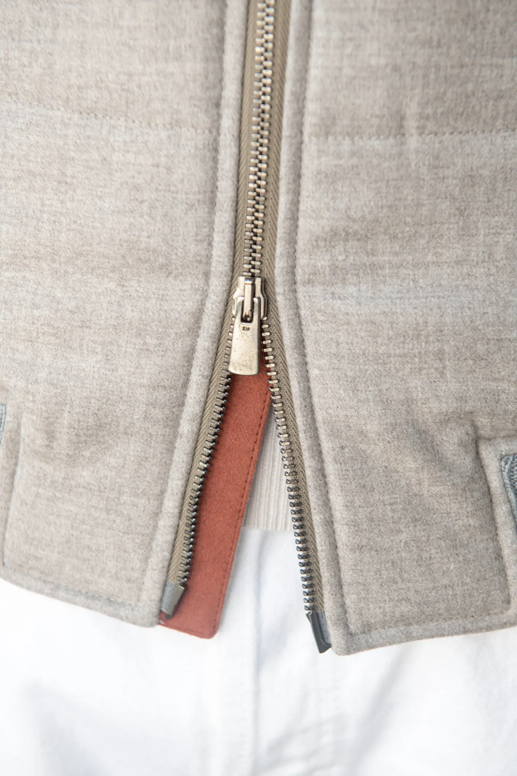 Pini Parma Taupe Vest With Zip In Loro Piana Wool With Rain System®– Made In Italy Best Sale