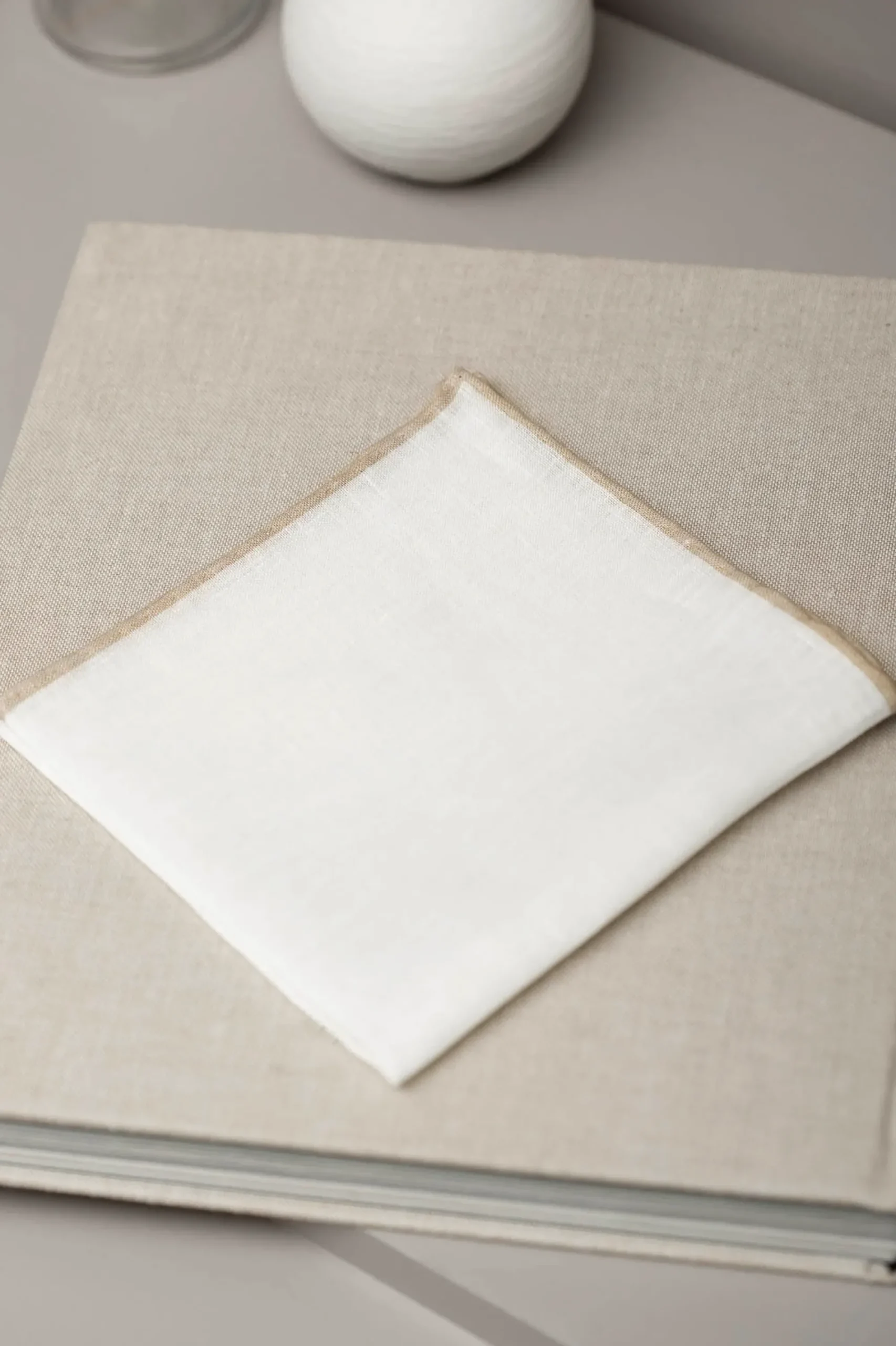 Pini Parma White/Beige Linen Pocket Square - Made In Italy New