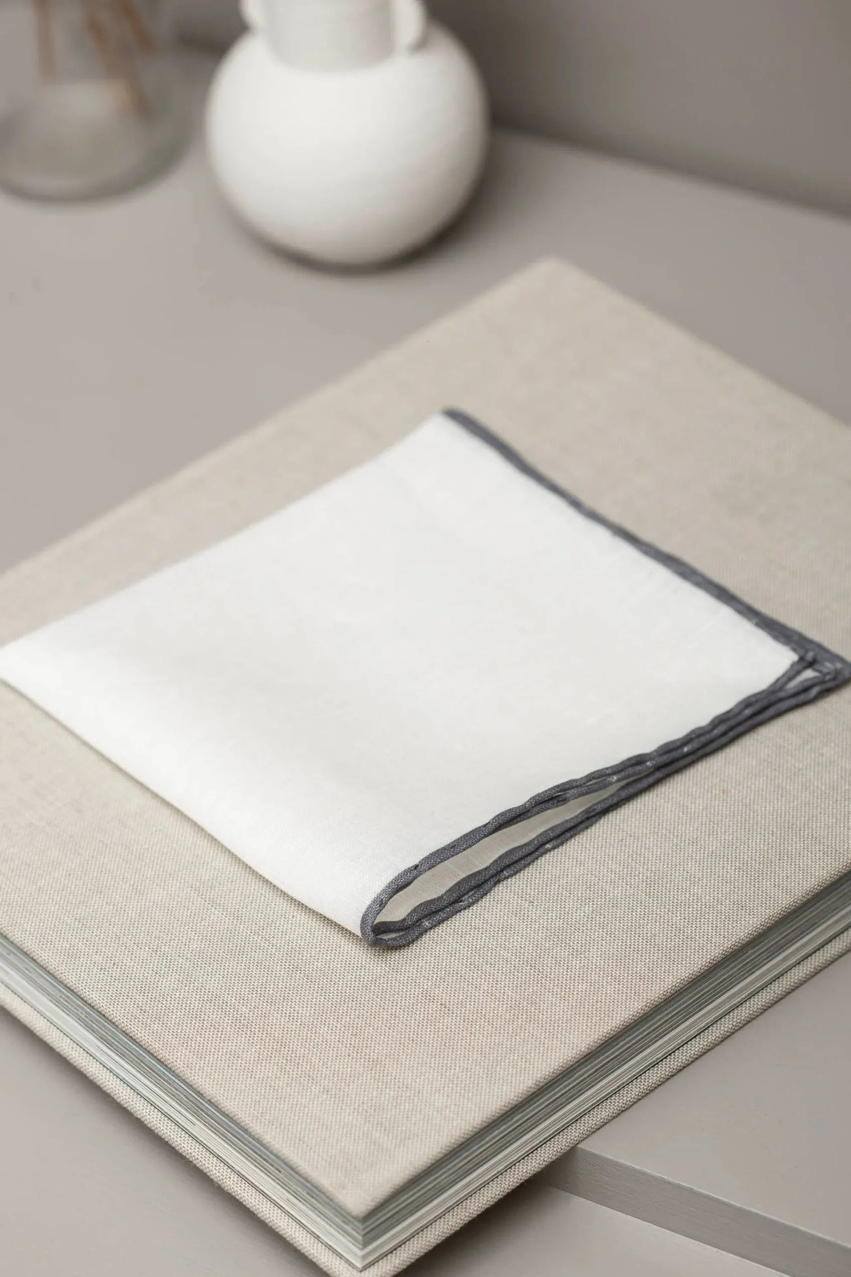 Pini Parma White/Grey Linen Pocket Square - Made In Italy Cheap