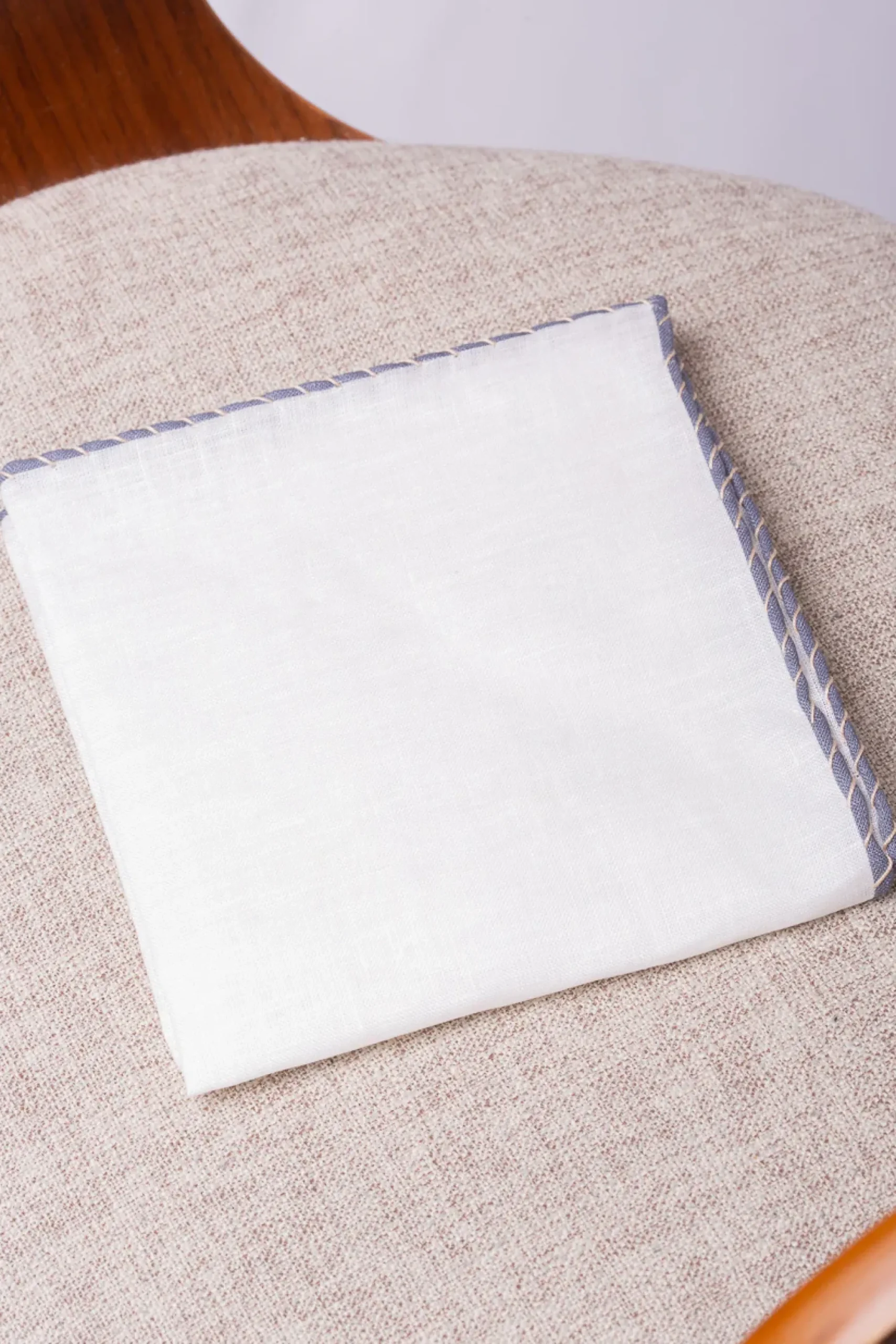 Pini Parma White Linen Pocket Square With Grey And Beige Edges - Made In Italy Sale